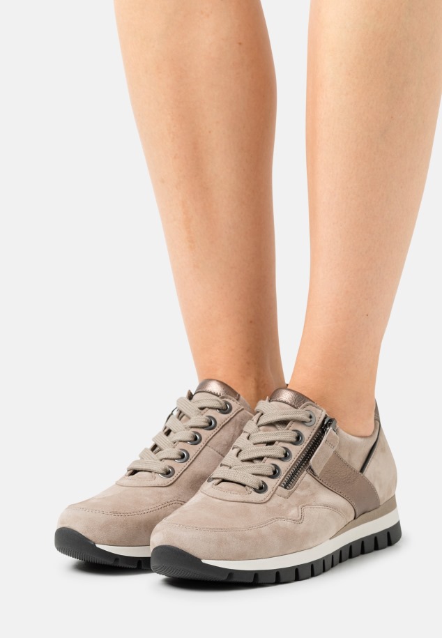 Ezüst Gabor Edzőcipők