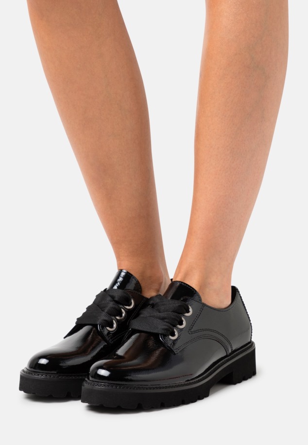 Gábor Fekete Edzőcipő