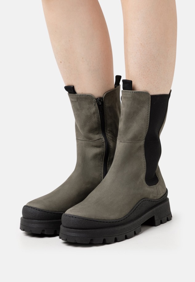 Gábor Fekete Fűzős Bokacsizma