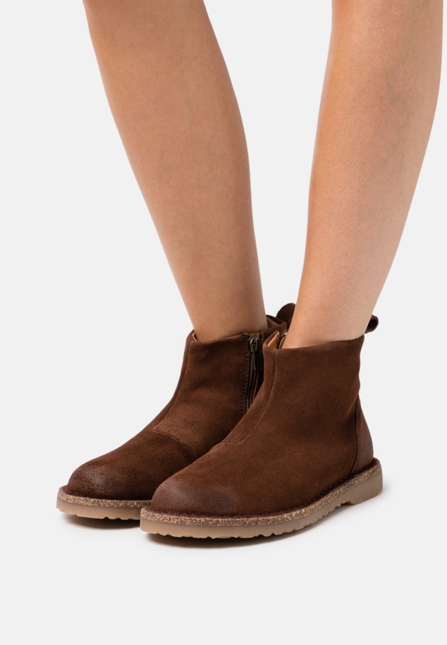 Gabor Konyak Bokacsizma