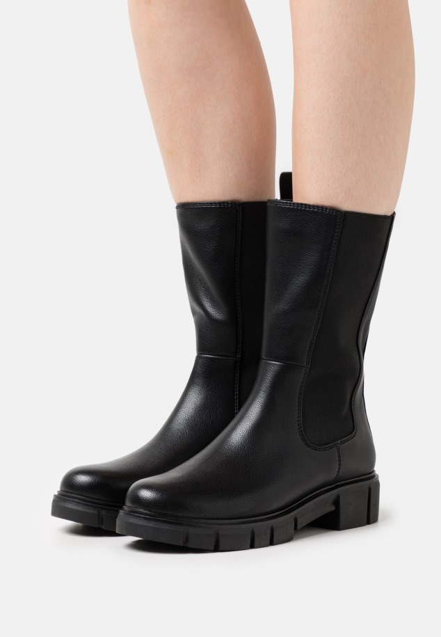 Gabor Konyak Bokacsizma