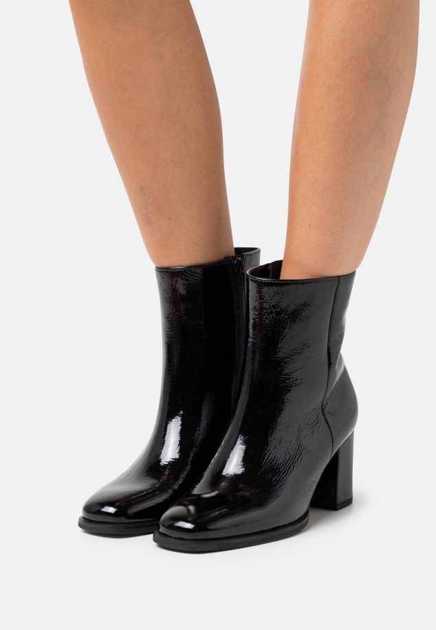 Klasszikus Bokacsizma Gabor Női