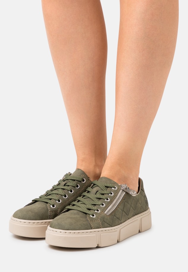 Oktatók Reed Gábor