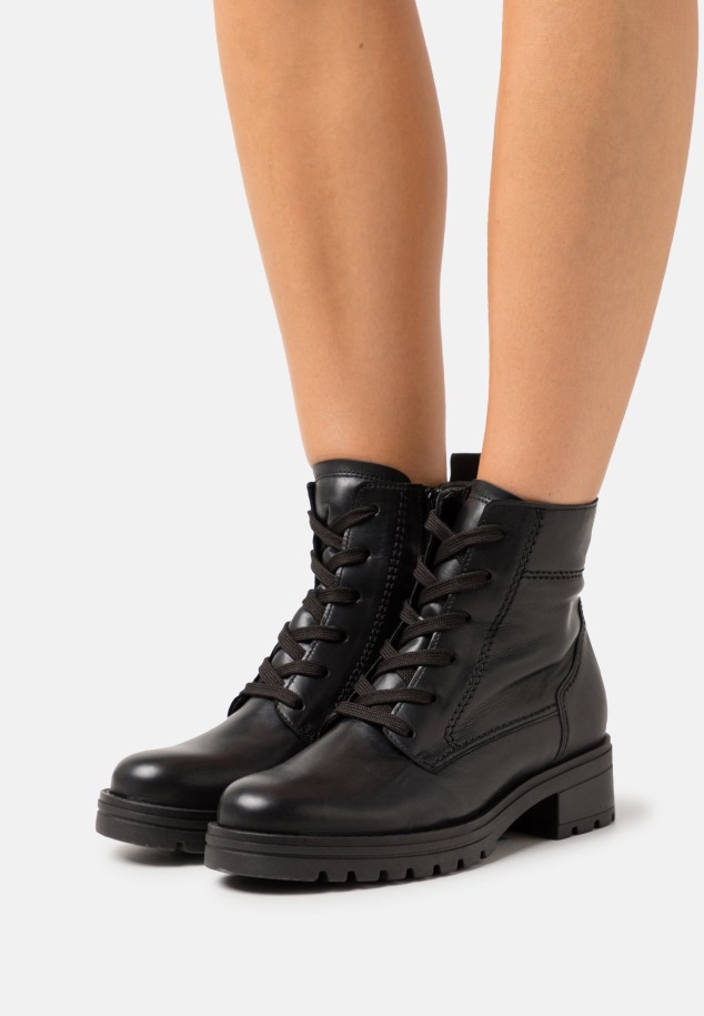 Dust Gabor Fűzős Bokacsizma