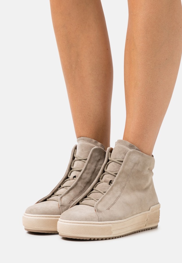 Oroszlán/panna Bokacsizma Gabor