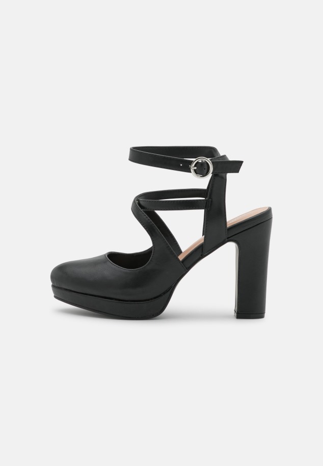 Gábor Pumpálja A Cipőt